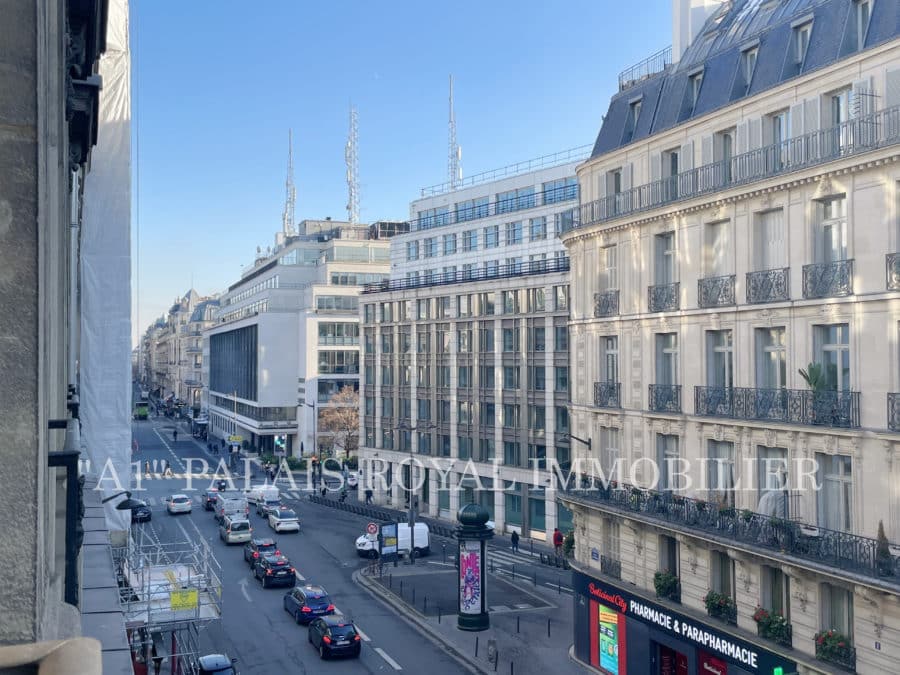 Paris 2 - Appartement classique rénové - 4 Pièces - Palais-Royal - Bourse - Soleil -