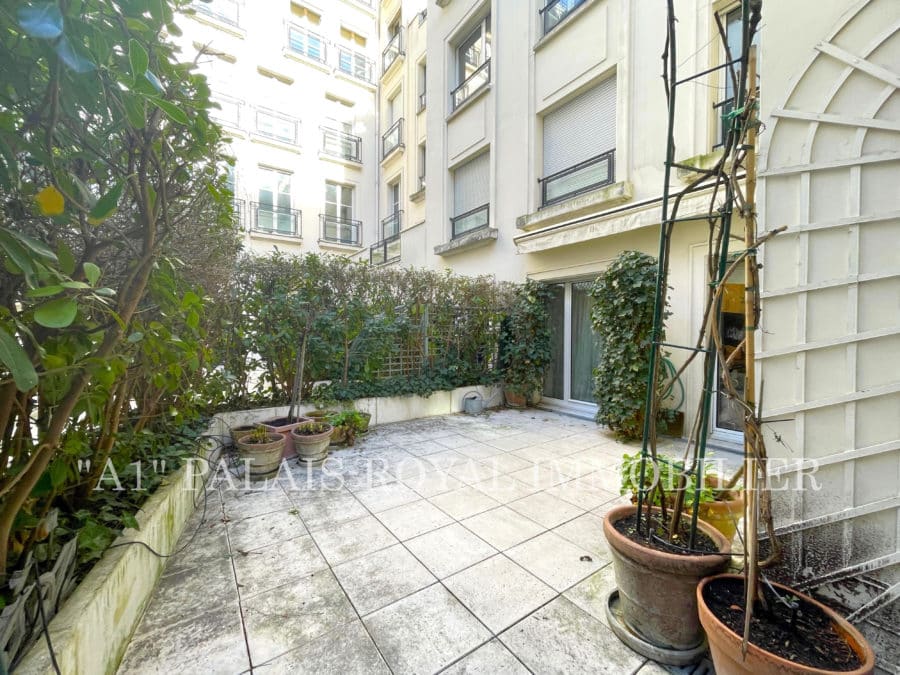 Paris 1 - Appartement - 2 pièces - terrasse