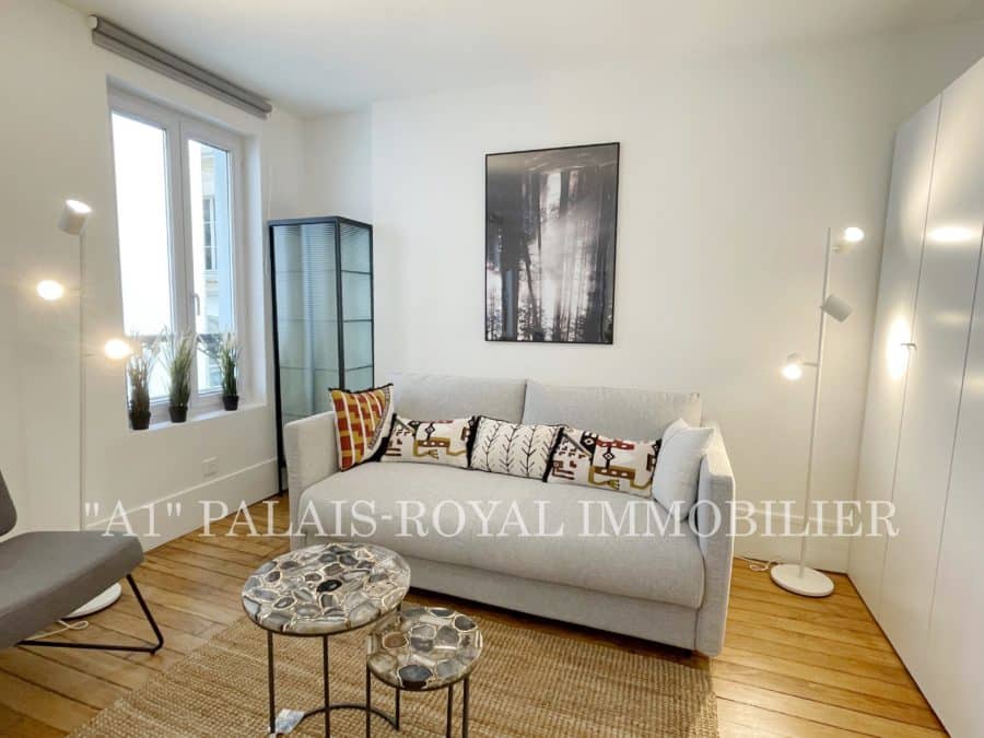 Paris 1er - Studio - Location meublée