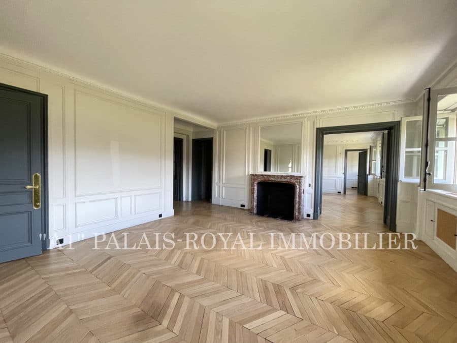 Paris 1er - 5 pièces - Location